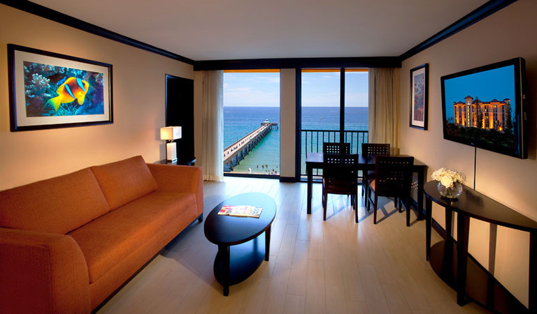 Suites at Wyndham Deerfield Beach